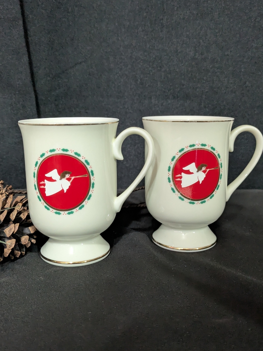 Vintage Christmas Angel Pedestal Mug Set of 2,Colonial Candle Cape Cod Gold Trim